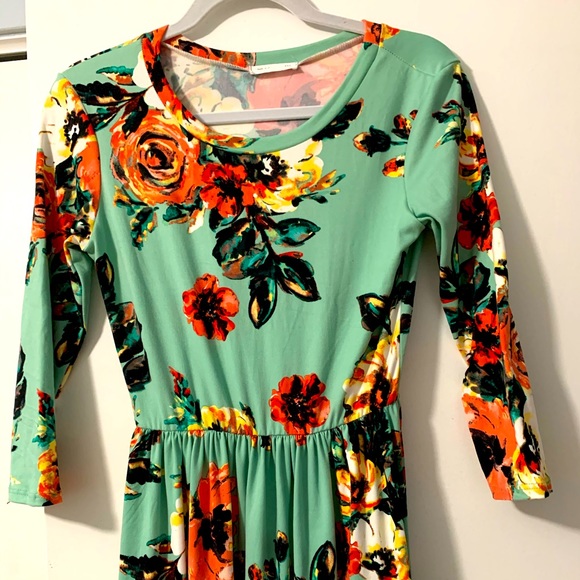 Small floral maxi dress by Reb & J 220 - Picture 2 of 6